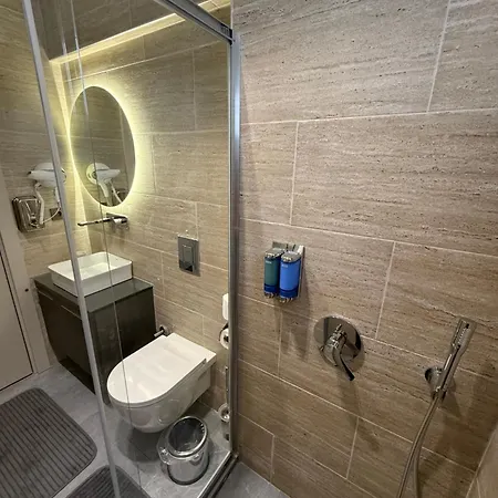 Konyaalti Plajina Yakin Lueks Appartement