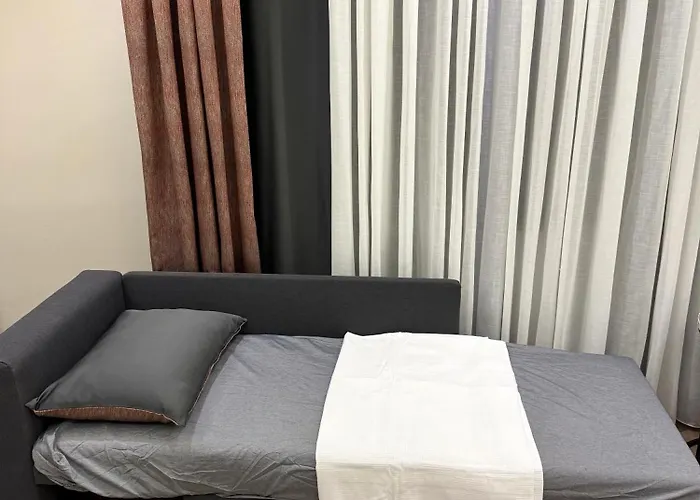 Konyaalti Plajina Yakin Lueks *