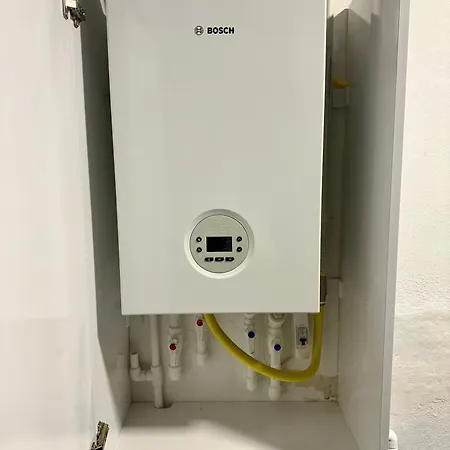 Konyaalti Plajina Yakin Lueks *