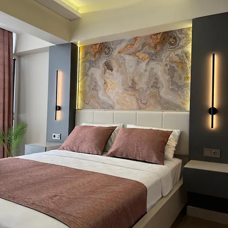 Konyaalti Plajina Yakin Lueks * Antalya