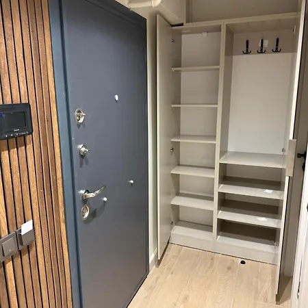 Konyaalti Plajina Yakin Lueks Apartment