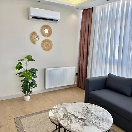 Konyaalti Plajina Yakin Lueks Apartment *